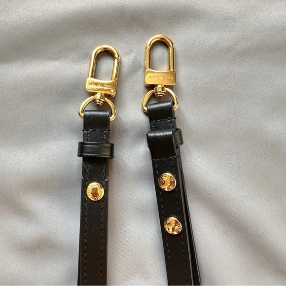 LV NEONOE BAG - Picture 9 of 12